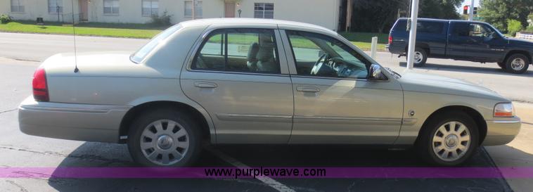 image for item D2188 2005 Mercury Grand Marquis LS