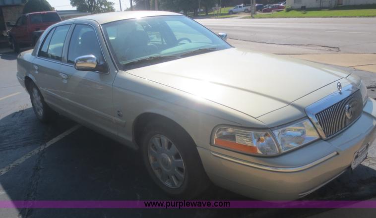 image for item D2188 2005 Mercury Grand Marquis LS