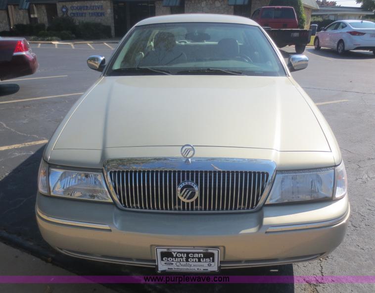 image for item D2188 2005 Mercury Grand Marquis LS