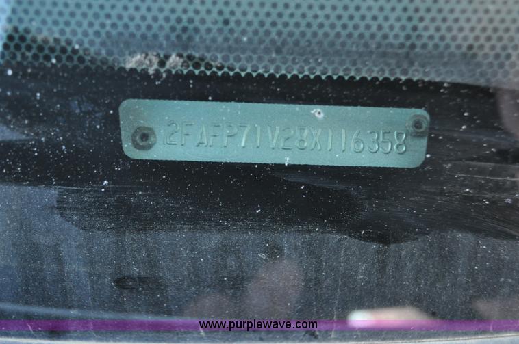 image for item F2078 2008 Ford Crown Victoria Police Interceptor