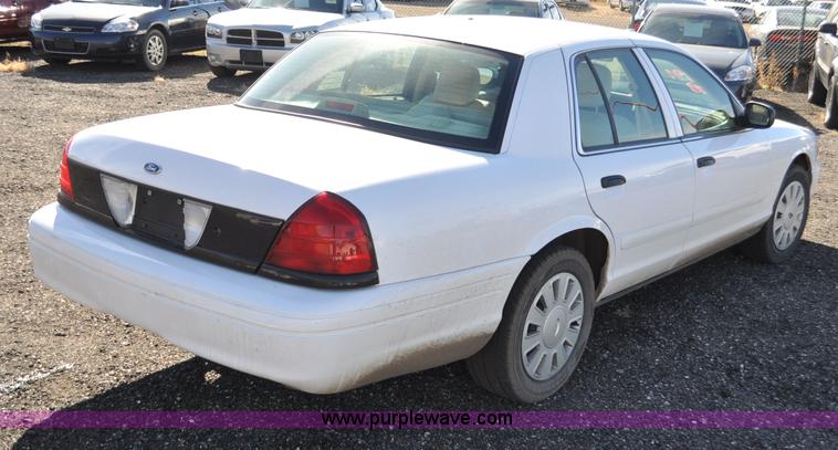 image for item F2079 2008 Ford Crown Victoria Police Interceptor