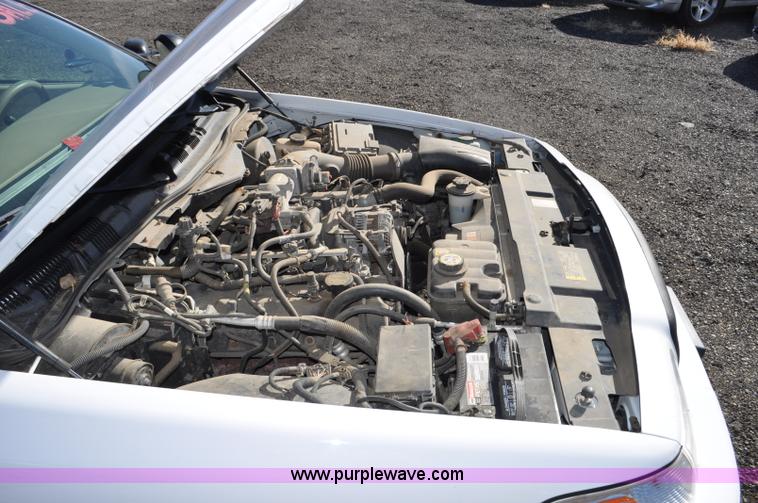 image for item F2079 2008 Ford Crown Victoria Police Interceptor