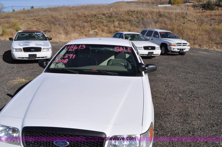 image for item F2079 2008 Ford Crown Victoria Police Interceptor