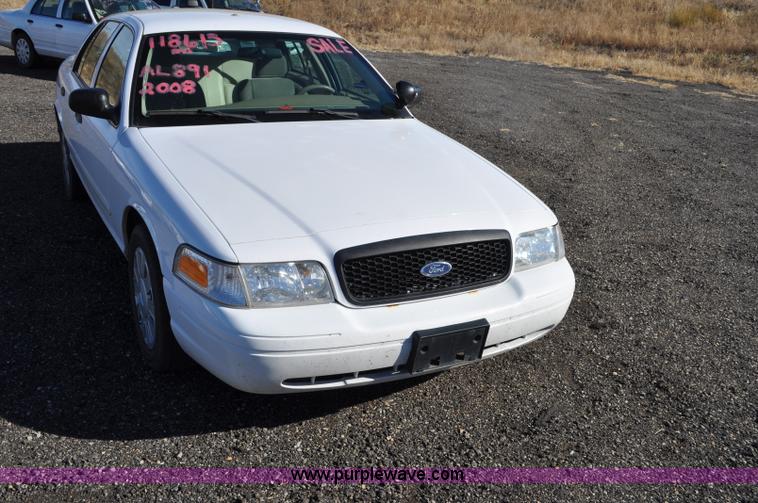 image for item F2079 2008 Ford Crown Victoria Police Interceptor