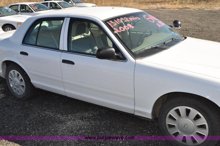 image for item F2080 2008 Ford Crown Victoria Police Interceptor