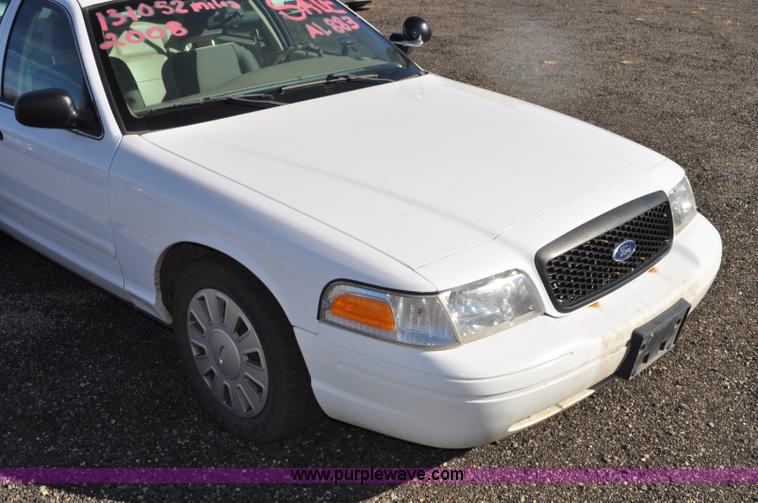 image for item F2080 2008 Ford Crown Victoria Police Interceptor