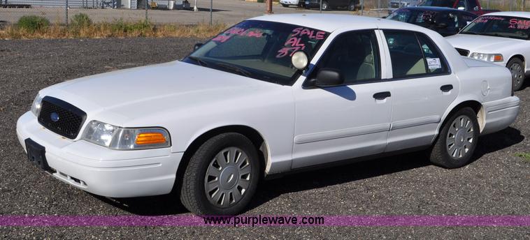 image for item F2081 2008 Ford Crown Victoria Police Interceptor