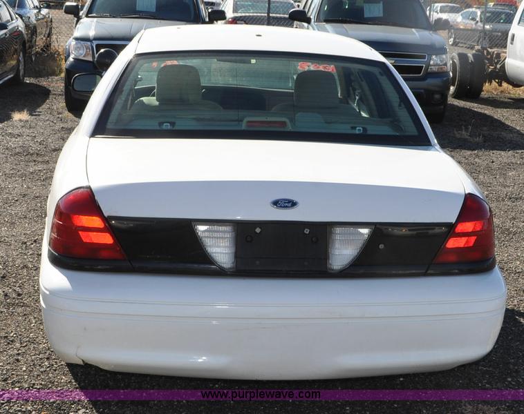 image for item F2081 2008 Ford Crown Victoria Police Interceptor