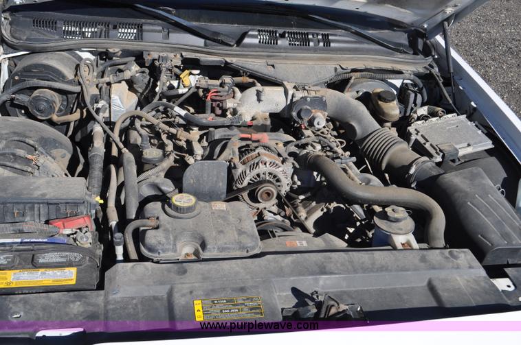 image for item F2081 2008 Ford Crown Victoria Police Interceptor