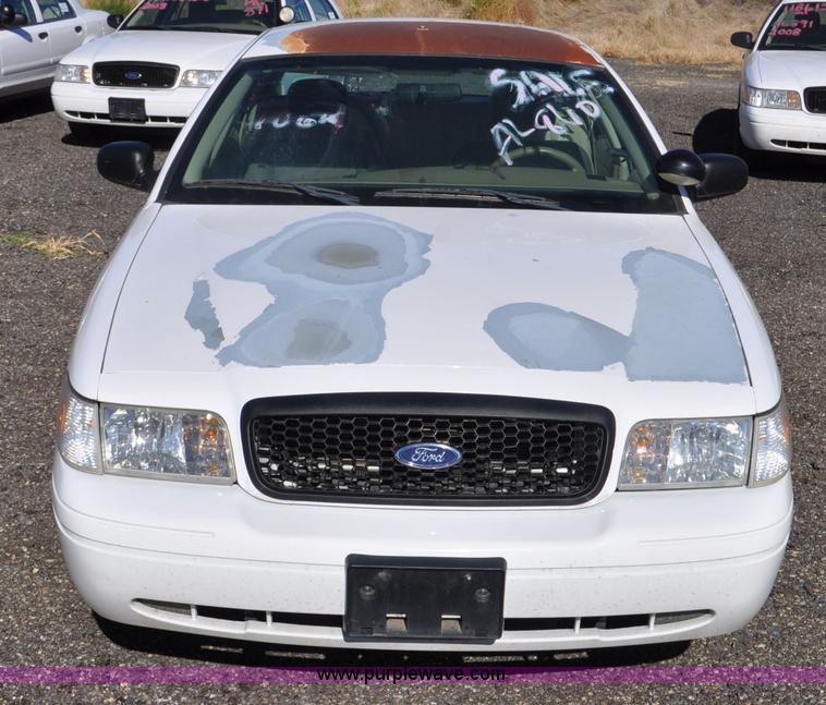 image for item F2082 2008 Ford Crown Victoria Police Interceptor