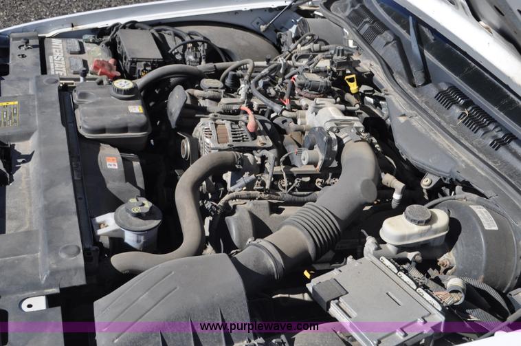 image for item F2082 2008 Ford Crown Victoria Police Interceptor