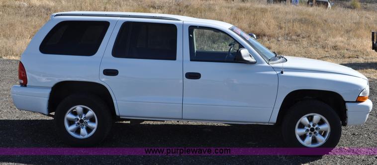 image for item F2084 2003 Dodge Durango SUV