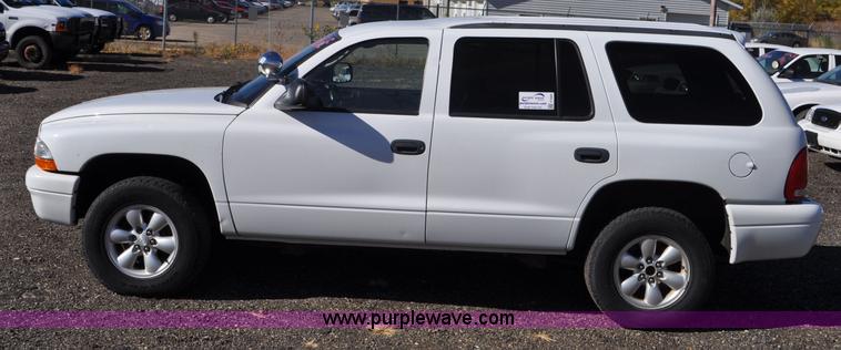 image for item F2084 2003 Dodge Durango SUV