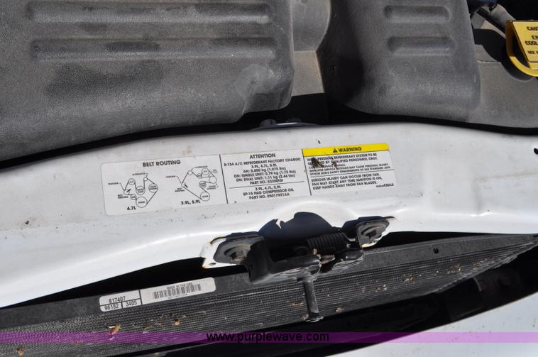 image for item F2084 2003 Dodge Durango SUV