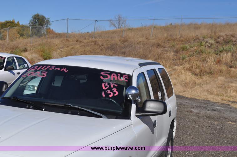 image for item F2084 2003 Dodge Durango SUV