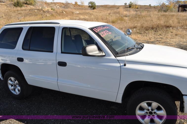image for item F2084 2003 Dodge Durango SUV