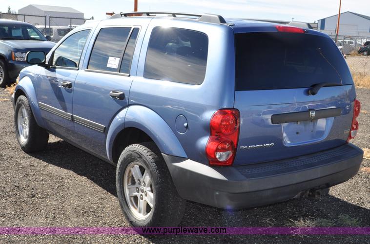 image for item F2089 2008 Dodge Durango SUV