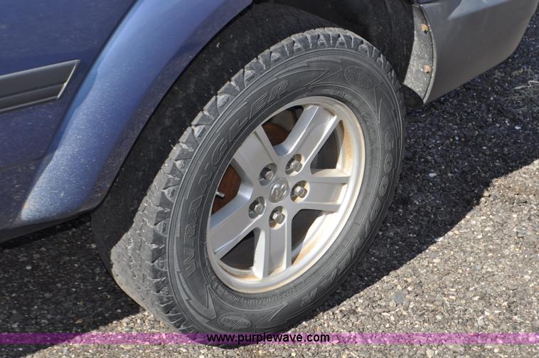 image for item F2089 2008 Dodge Durango SUV