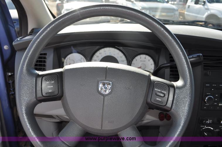 image for item F2089 2008 Dodge Durango SUV