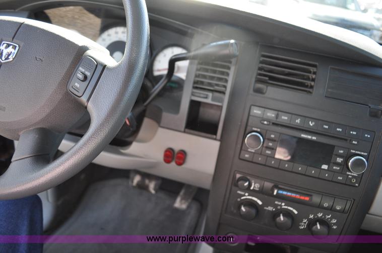image for item F2089 2008 Dodge Durango SUV