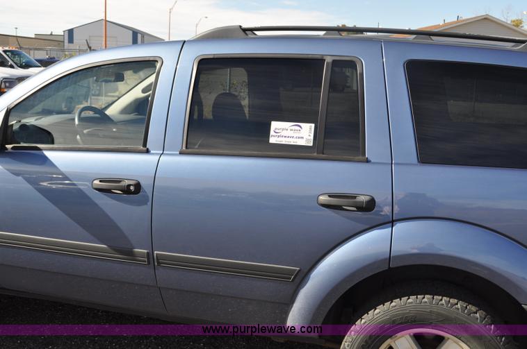image for item F2089 2008 Dodge Durango SUV