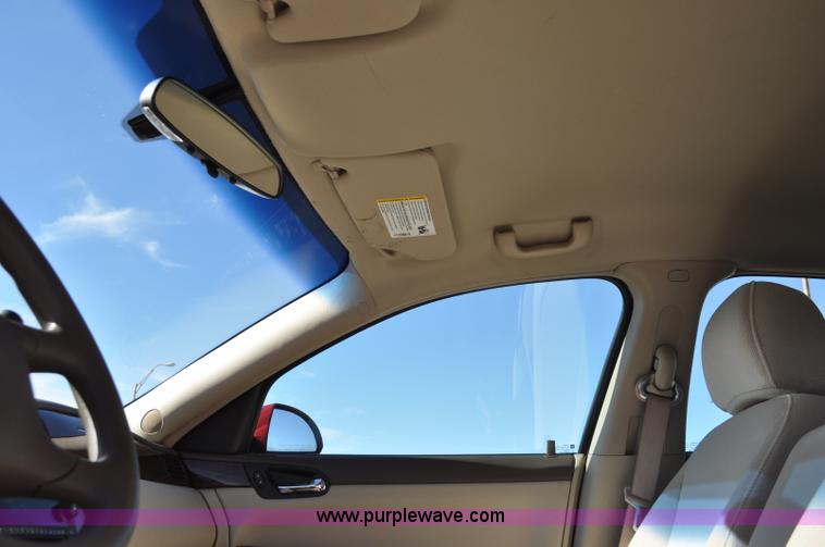 image for item F2090 2006 Chevrolet Impala