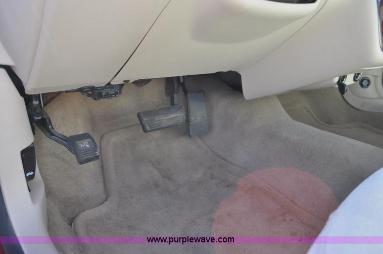 image for item F2090 2006 Chevrolet Impala