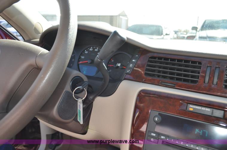 image for item F2090 2006 Chevrolet Impala