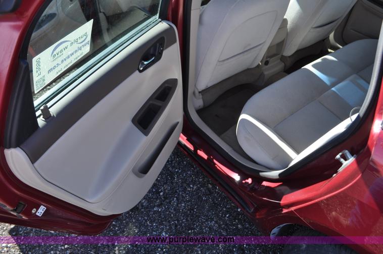 image for item F2090 2006 Chevrolet Impala