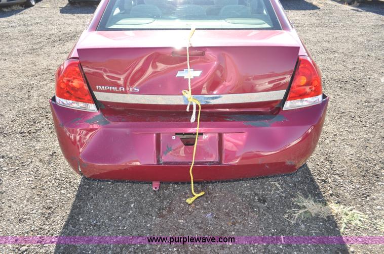 image for item F2090 2006 Chevrolet Impala