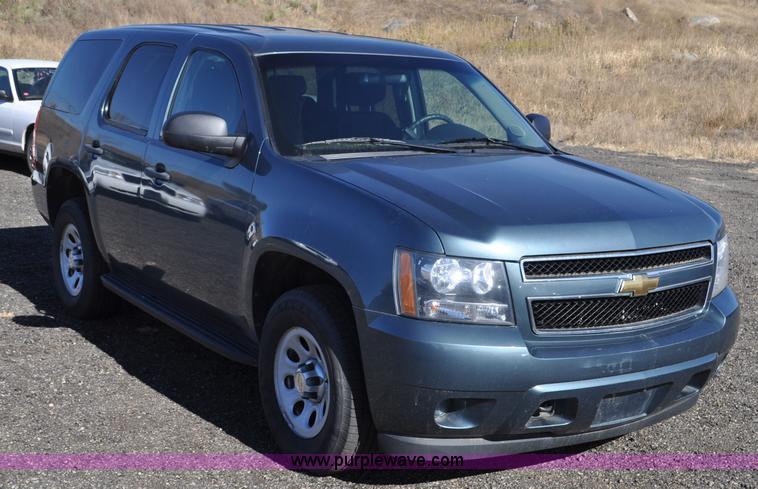 image for item F2091 2010 Chevrolet Tahoe SUV