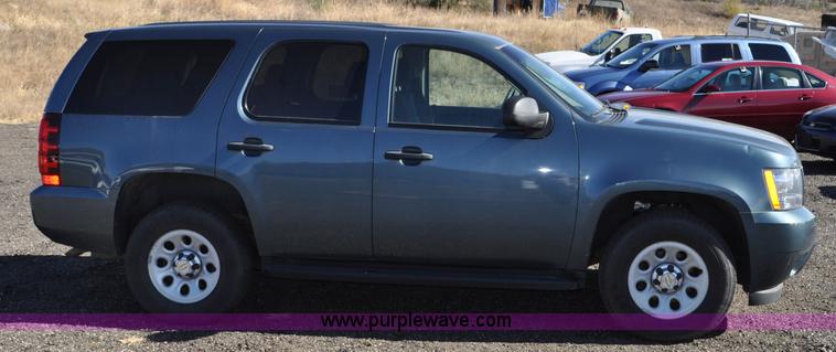 image for item F2091 2010 Chevrolet Tahoe SUV