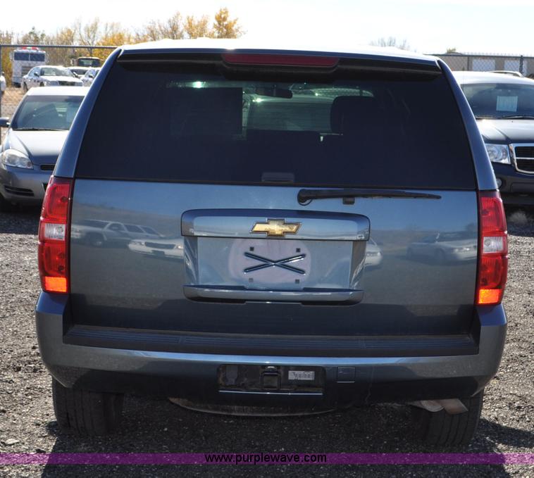 image for item F2091 2010 Chevrolet Tahoe SUV