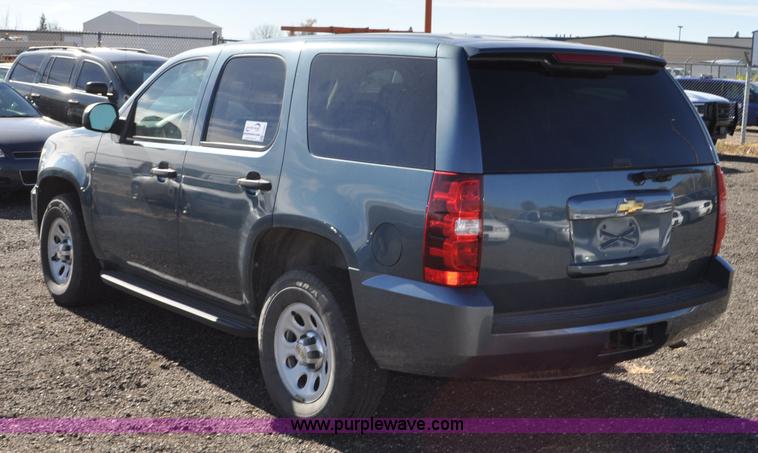 image for item F2091 2010 Chevrolet Tahoe SUV