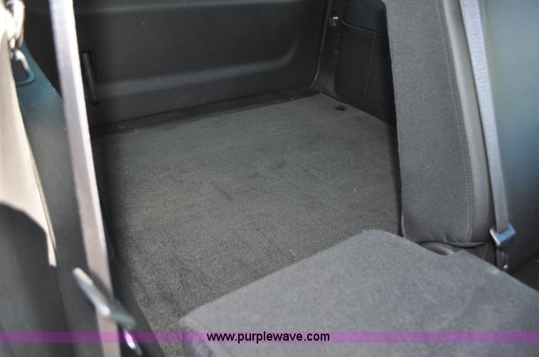 image for item F2091 2010 Chevrolet Tahoe SUV