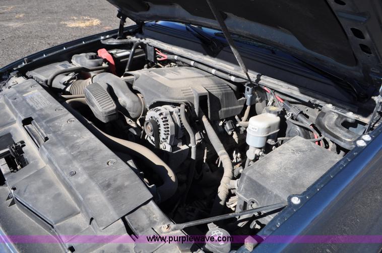 image for item F2091 2010 Chevrolet Tahoe SUV