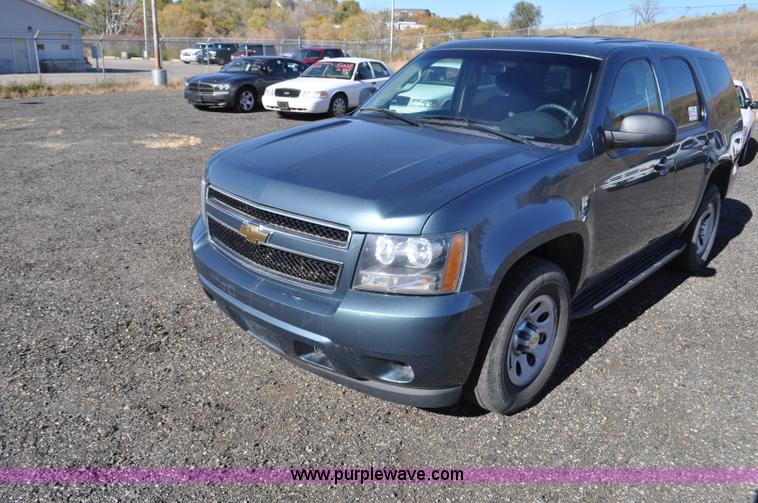 image for item F2091 2010 Chevrolet Tahoe SUV