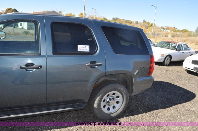 image for item F2091 2010 Chevrolet Tahoe SUV