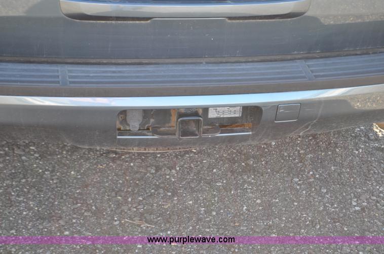 image for item F2091 2010 Chevrolet Tahoe SUV