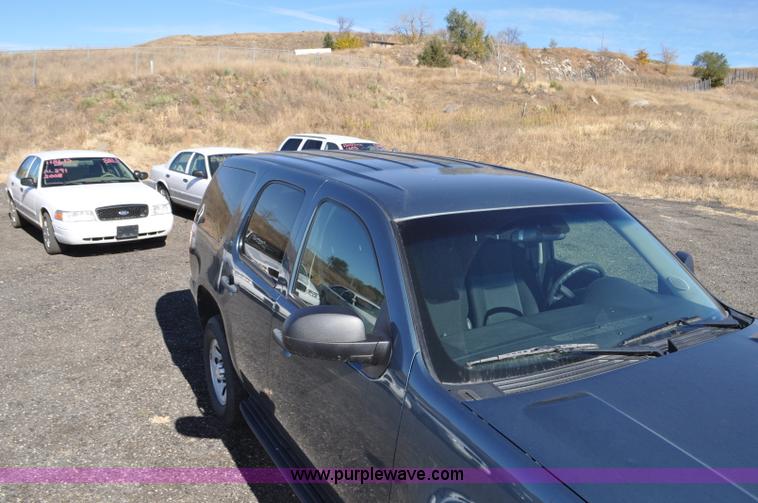image for item F2091 2010 Chevrolet Tahoe SUV