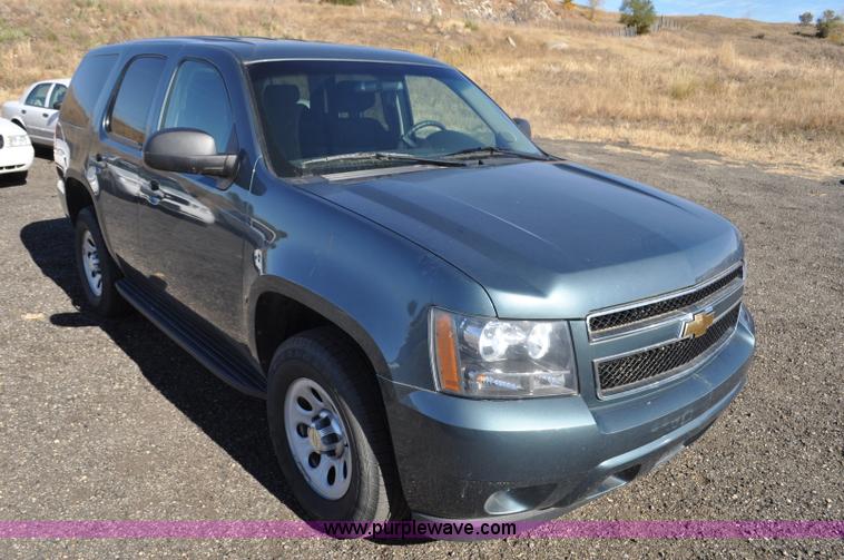 image for item F2091 2010 Chevrolet Tahoe SUV