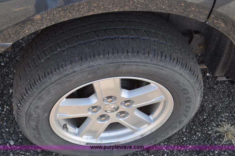 image for item F2092 2008 Dodge Durango SUV