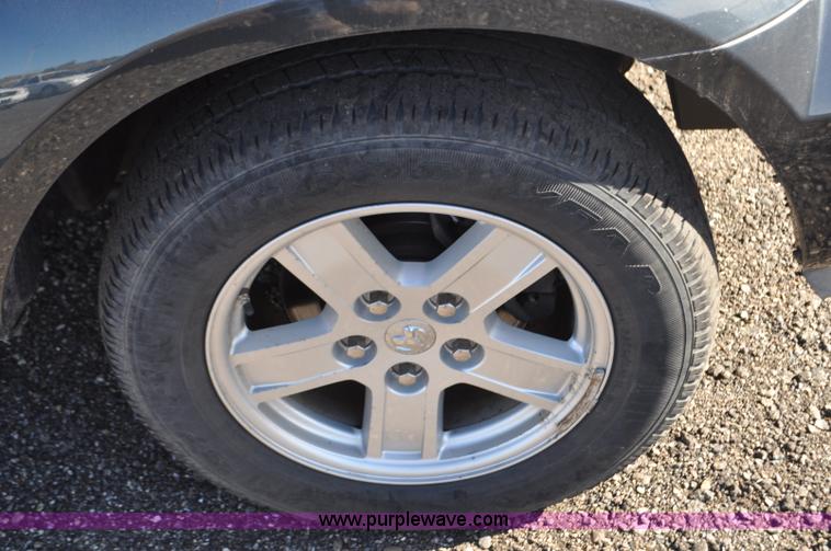 image for item F2092 2008 Dodge Durango SUV