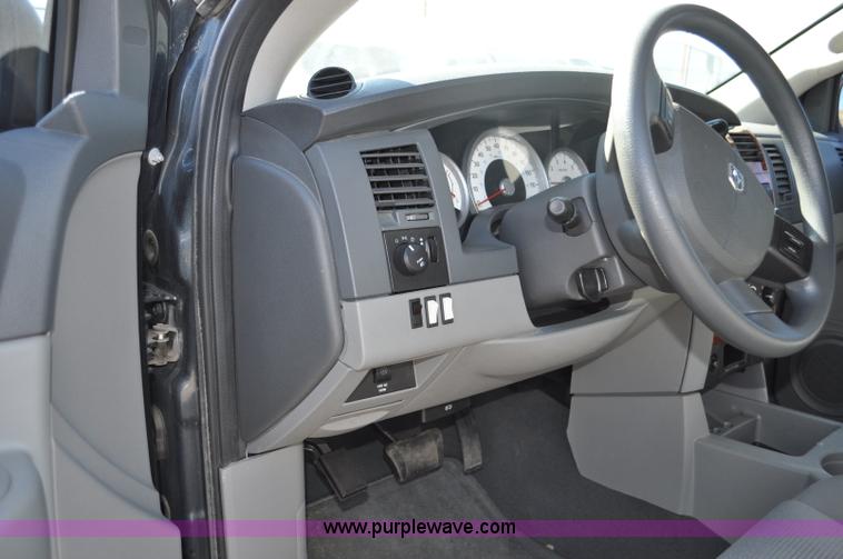 image for item F2092 2008 Dodge Durango SUV