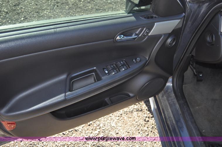 image for item F2093 2009 Chevrolet Impala Police