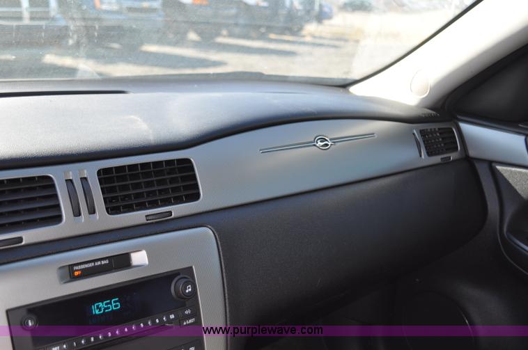 image for item F2093 2009 Chevrolet Impala Police