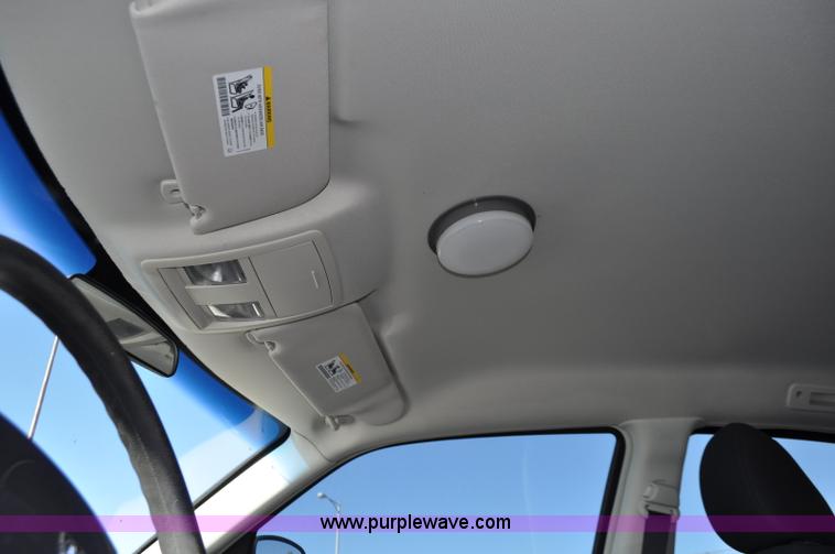 image for item F2094 2009 Dodge Charger Police