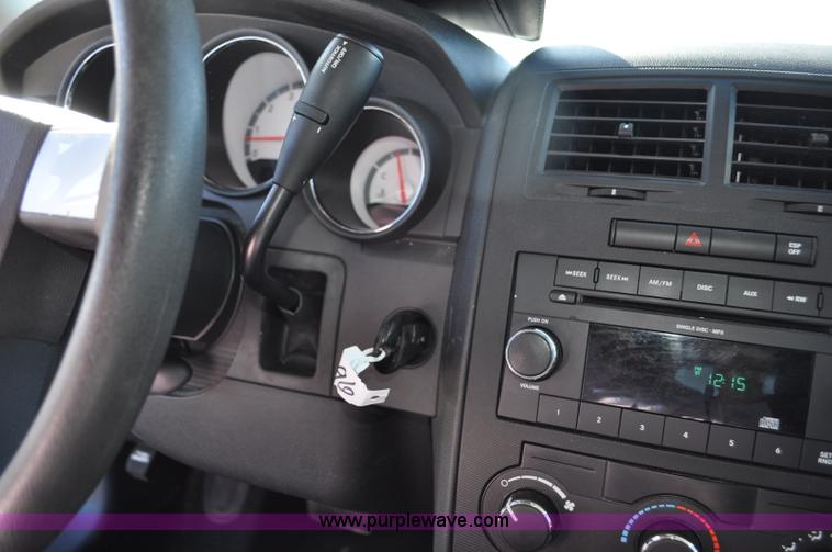 image for item F2094 2009 Dodge Charger Police