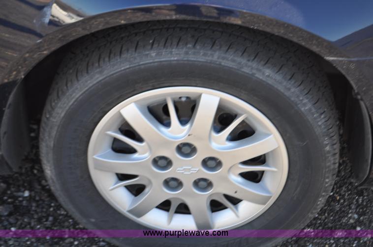 image for item F2095 2007 Chevrolet Impala Police