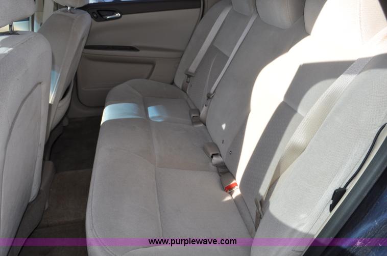 image for item F2095 2007 Chevrolet Impala Police